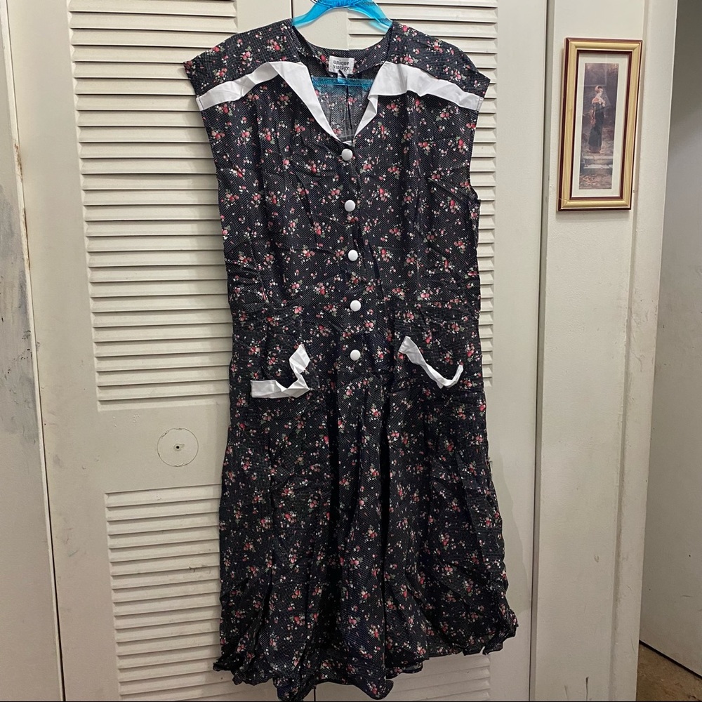 Unique Vintage Hedda Swing Dress